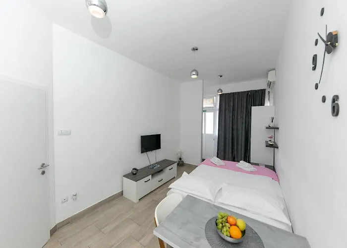 For 2, Wi-fi, Kitchenette, Public Parking, Private Entrance Appartamento Spalato