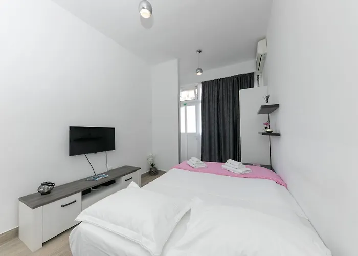 For 2, Wi-fi, Kitchenette, Public Parking, Private Entrance Appartamento Spalato